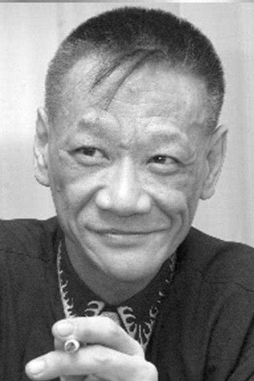 William Ho as Officer Pei / Commander Pi Su Chin