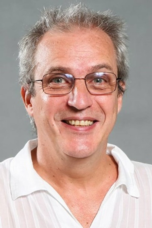 Cândido Damm as Jornalista 1