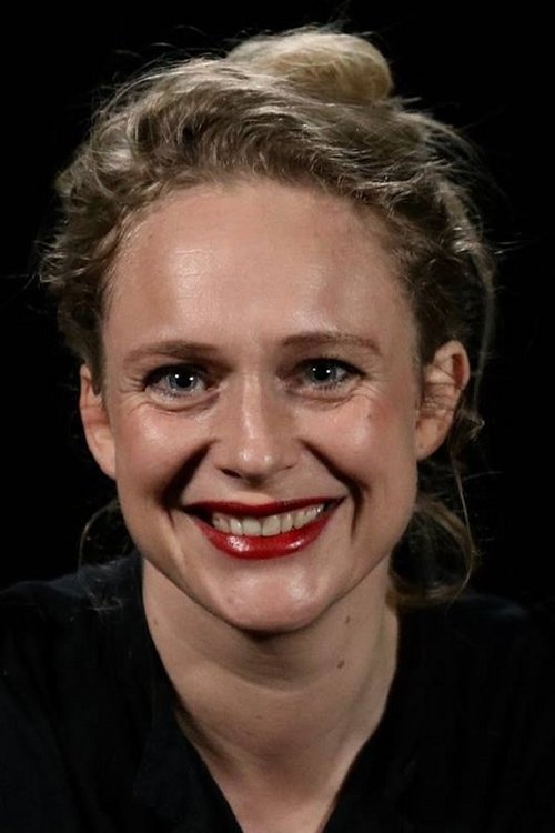 Kathrine Høj Andersen as Sygeplejerske