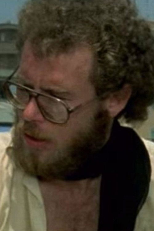 Enzo Di Benedetto as Enzo