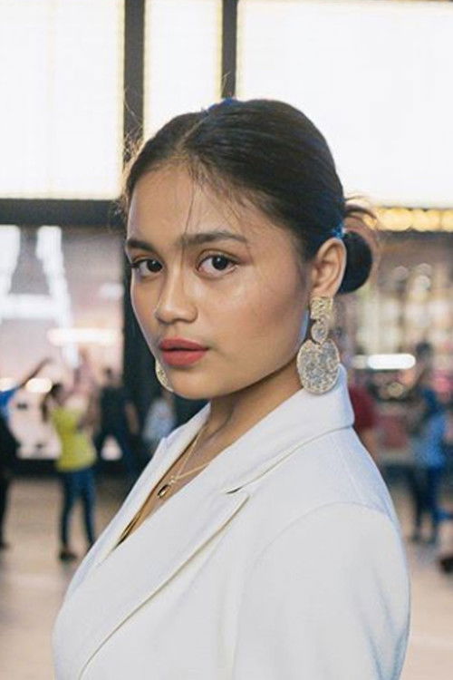 Saffea Ernadya as Adik