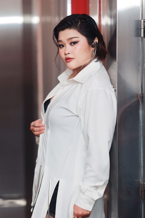 J.ADE as Mỹ Hạnh