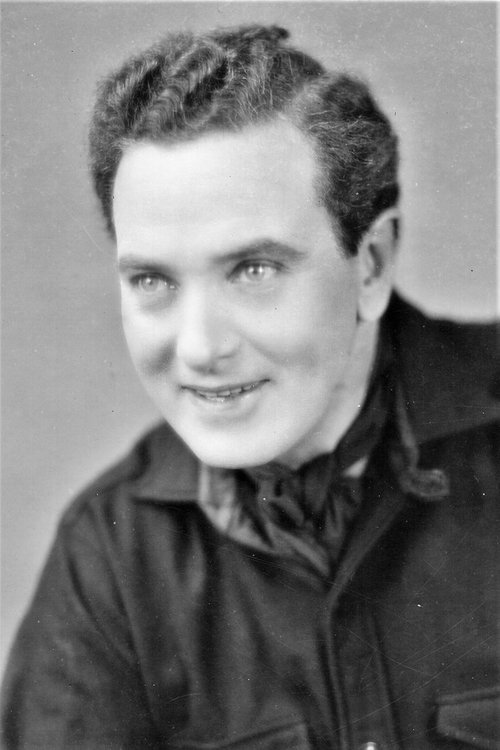 Herbert Rawlinson as Doctor (uncredited)