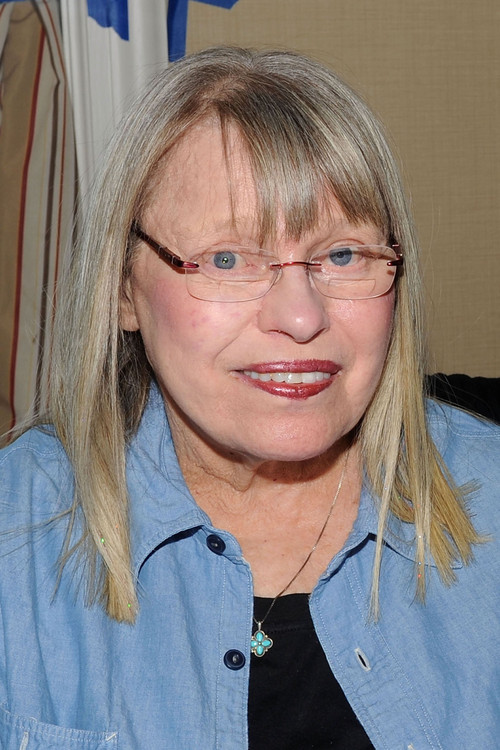 Louise Lasser as Maddy