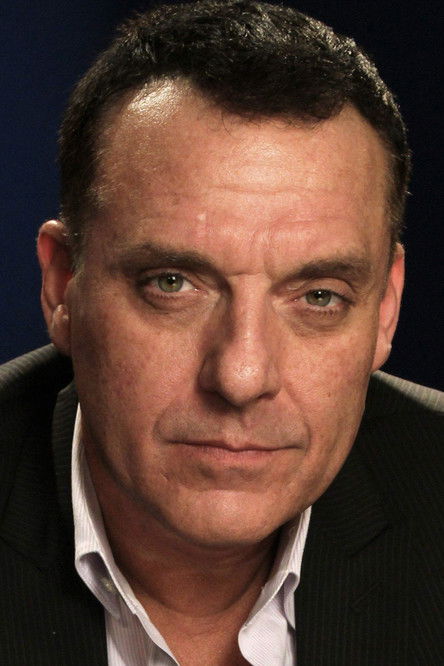 Tom Sizemore as General Reed