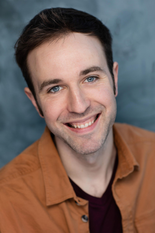 Aaron Fullan as Solomon Lynch
