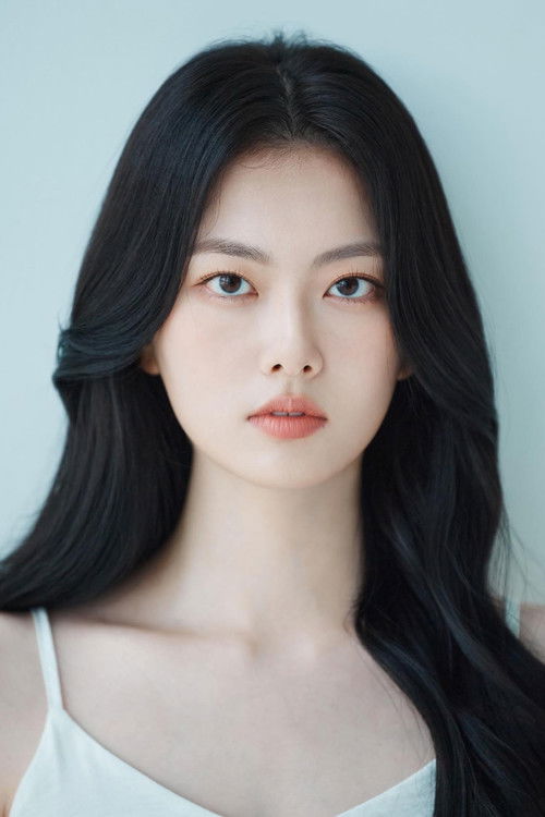 Jung Sung-kyung as Kang Hye-in
