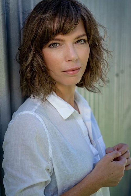 Candice Hill as Catherine Hayes