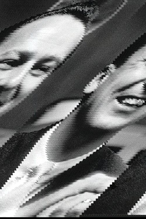 Fletcher Markle as Host