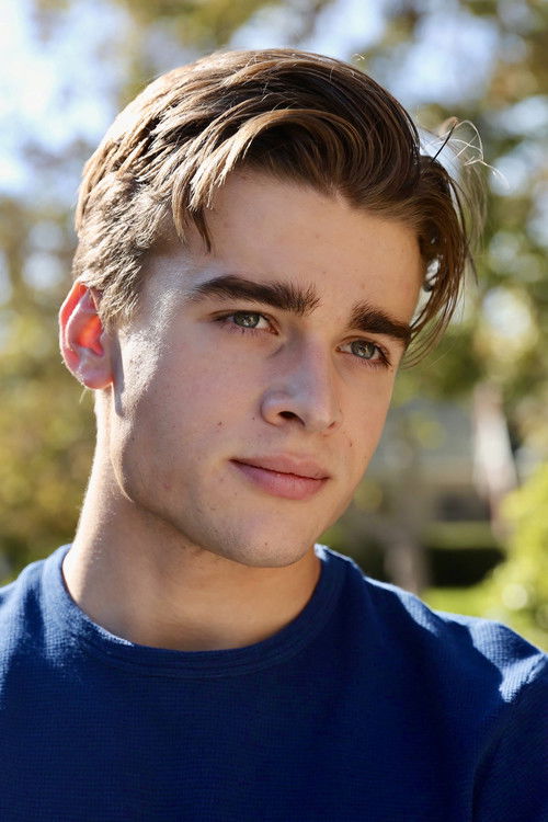 Austin Falk as Ryan