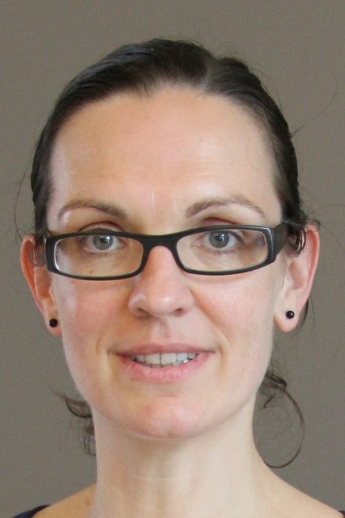 Mies Meulders as taxichauffeuse