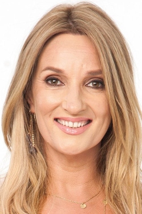 Aisling O'Neill as Yvette