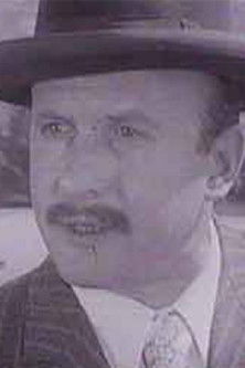 Milutin Butković as Pacolovac