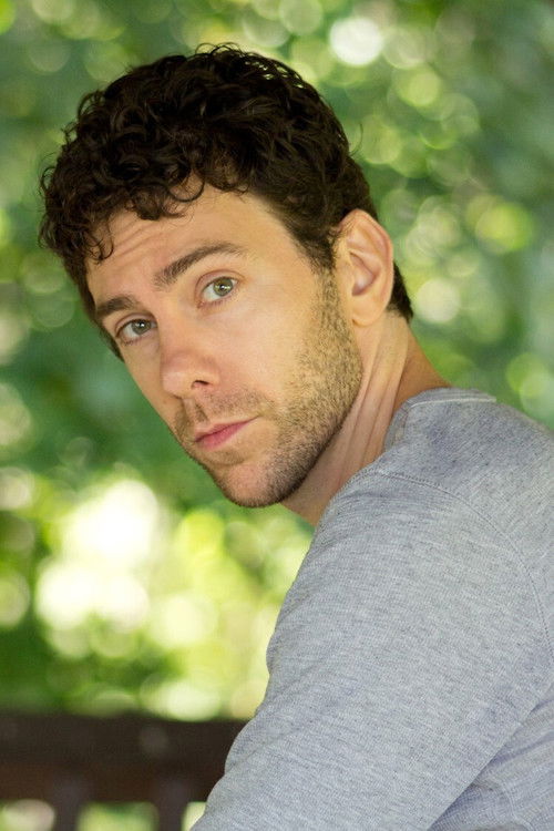 Alberto Resti as Luke