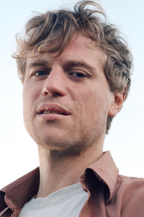 Johnny Flynn as Rory Lomax