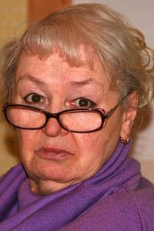 Yaroslava Turylyova as Тётя Лида