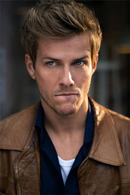 Sebastian Kolb as Der Gast