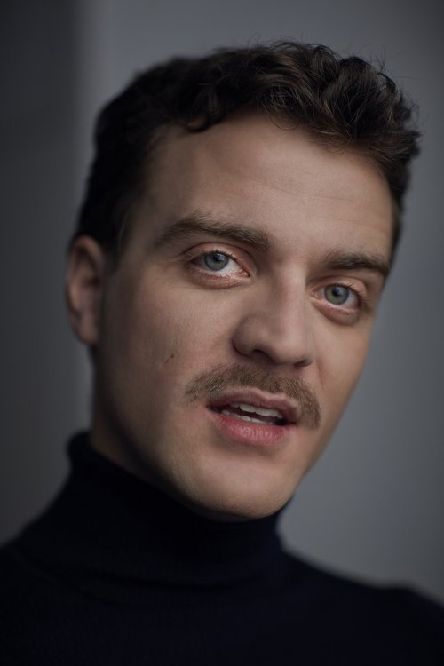 Cesar Duminil as Claude Roland