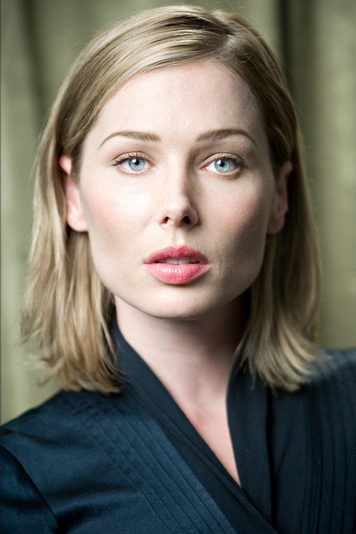 Stefanie von Pfetten as Carol