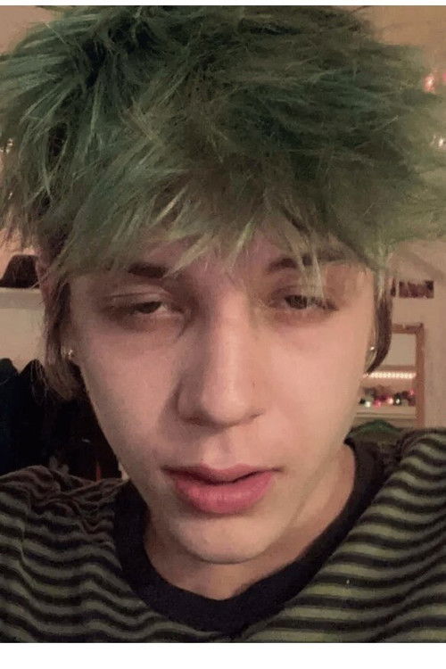 Theo Debert as Arthur