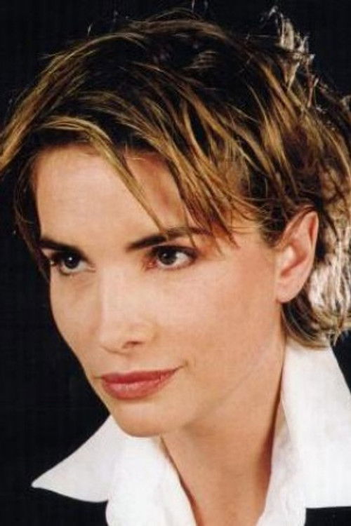 Sandrine Caron as Virginie