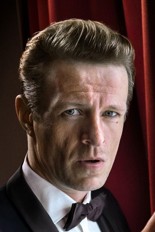 Alexander Scheer as Eightball