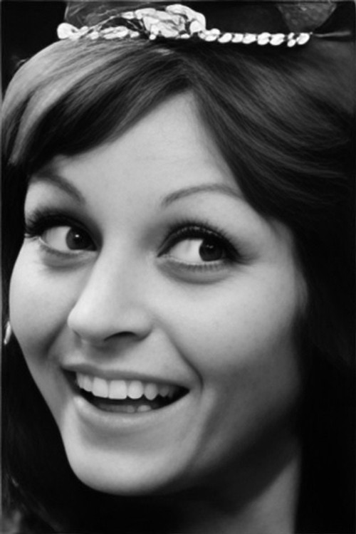 Jamila Atayeva as Jinn