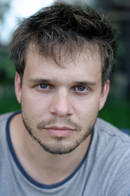Jonas Baeck as Timo