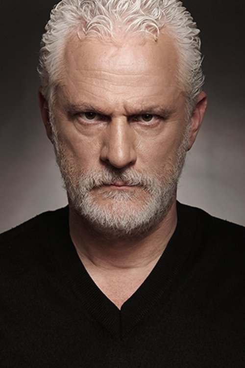 Levent İnal as Halil Ataberk