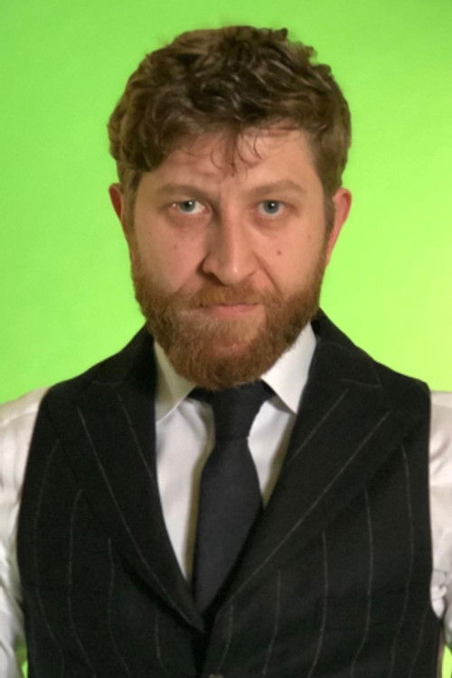 Roberto Bonacini as Rag. Casali