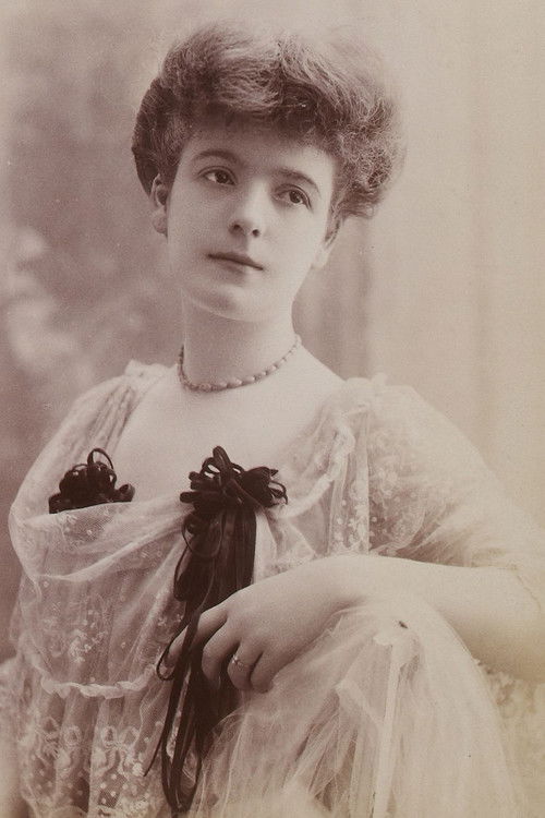 Jeanne Lion as Madame Chadeaux