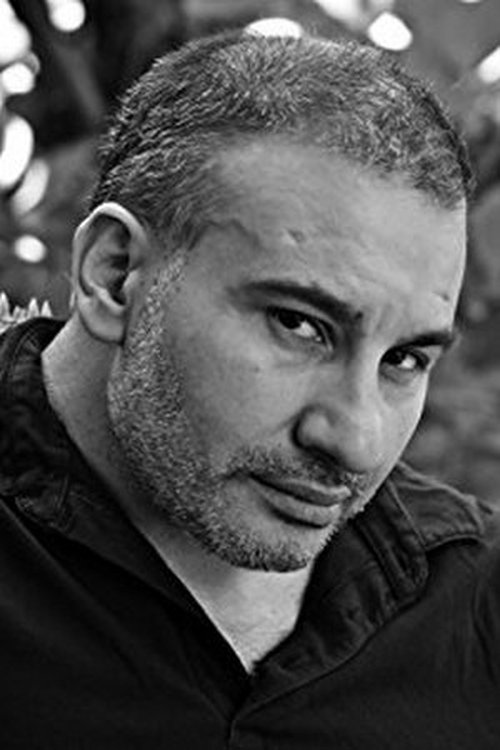 Alfonso Postiglione as Alfonso De Vivo