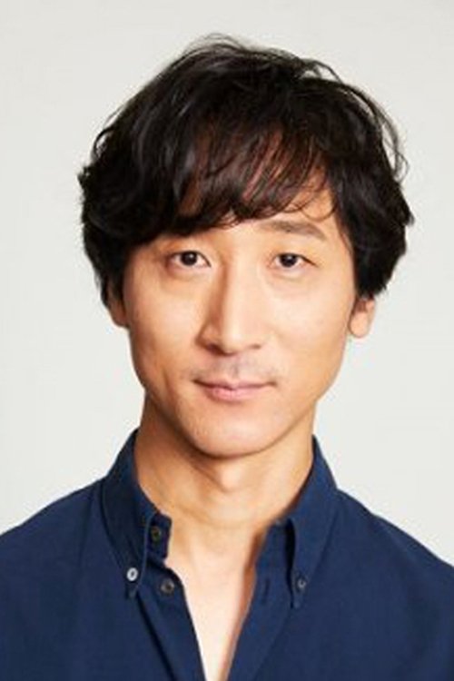 Kenji Kawahara as