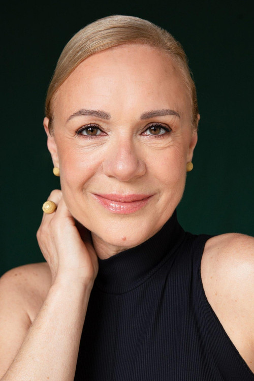 Carla Andrino as Ivone Pimenta