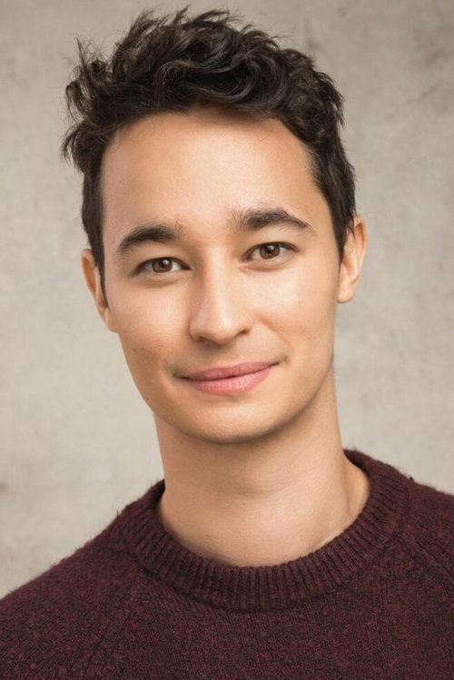 Emeric Bernard-Jones as Tom