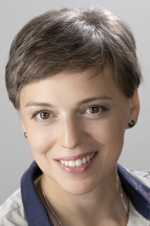 Nelly Uvarova as Girl