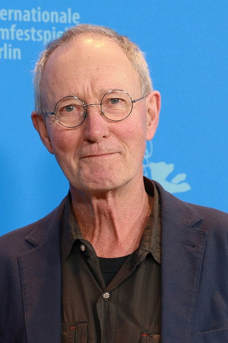 Rolf de Heer as Self - Narrator