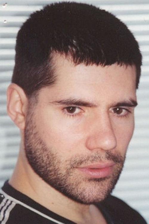 Georgi Angiełow as Russian