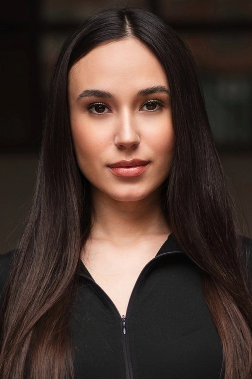 Julia Burenok as Iris