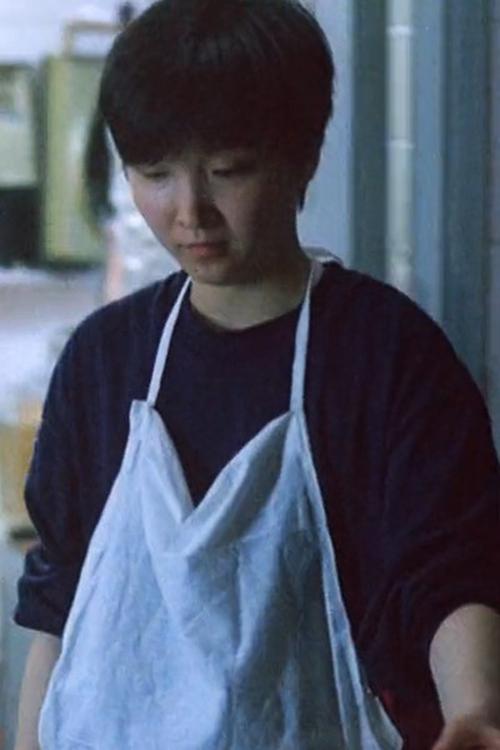 Kwan Lee-Na as Roadside Bananas Vendor