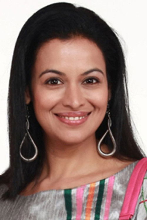 Jyoti Gauba as Yashoda Satyanarayan Tripathi