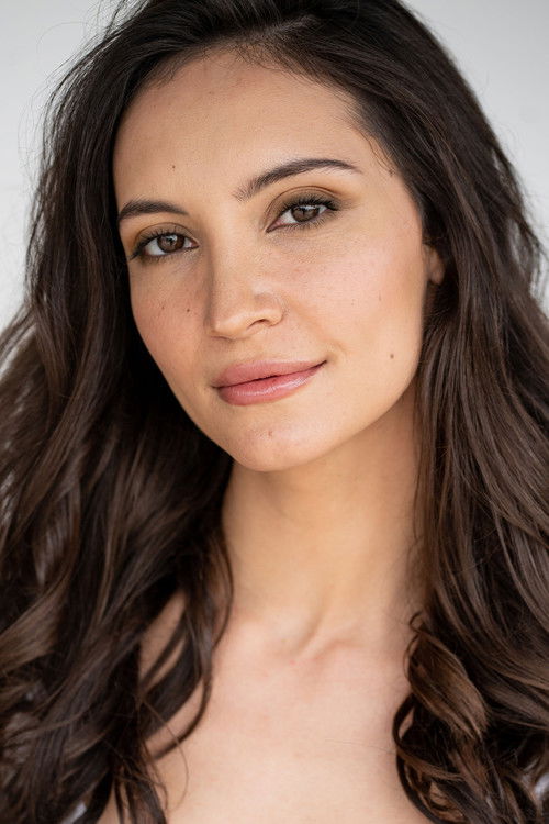 Samantha Robinson as Julie