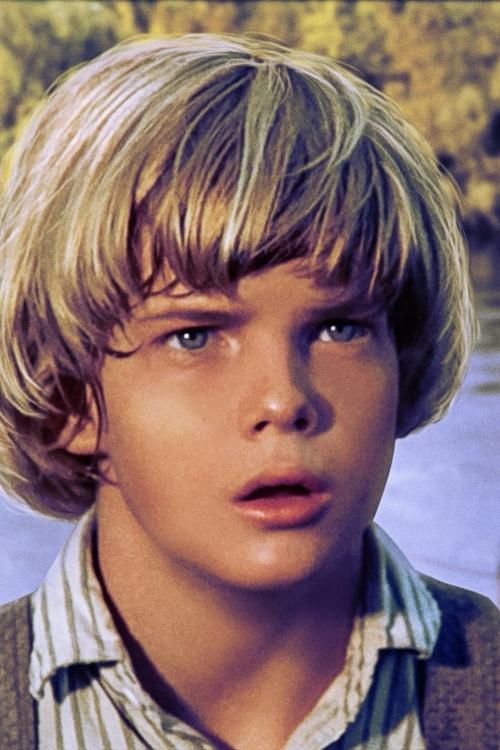 Johnny Doran as Tim Reed