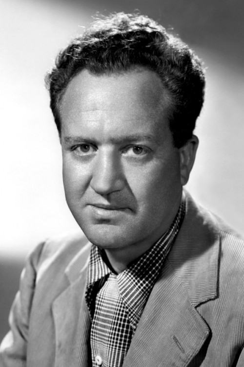 Delmer Daves as Raymond Sperling