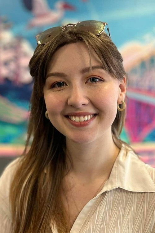 Haley Kirton as Kylie Grey