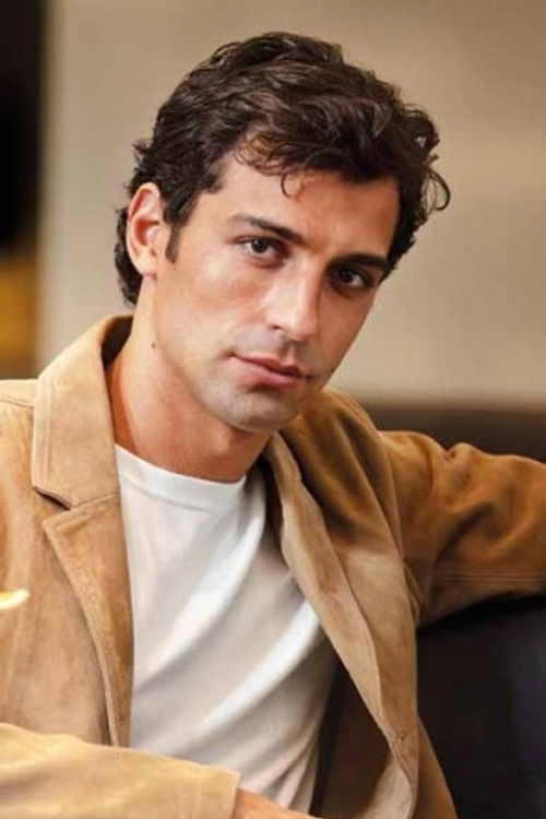 Francisco Faria as Johnny