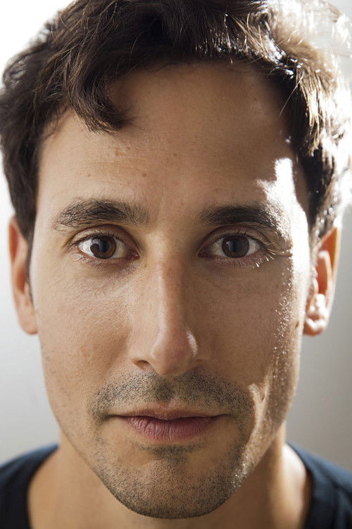 Jason Liebman as Tom