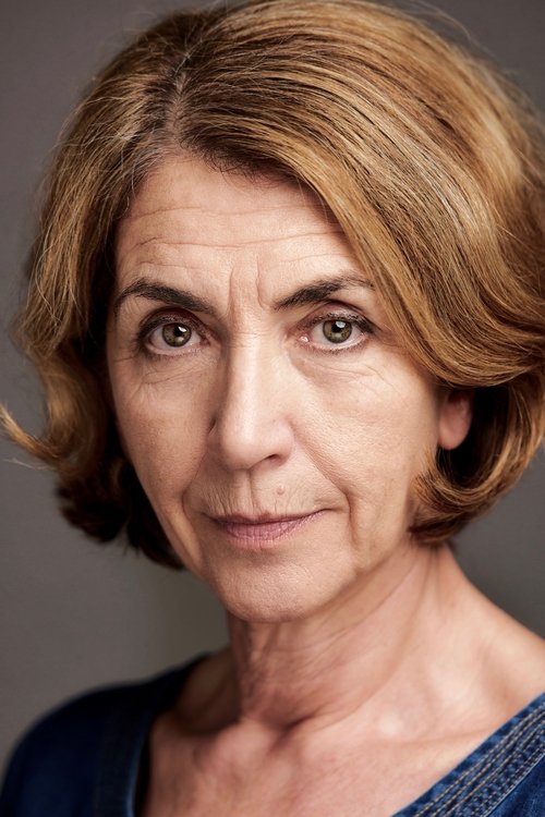 Olivia Carruthers as Anna