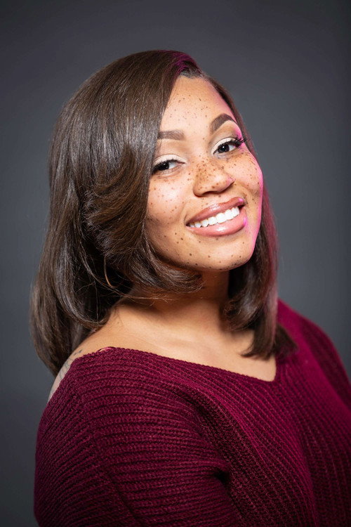 Chasity Curling as The Supplier