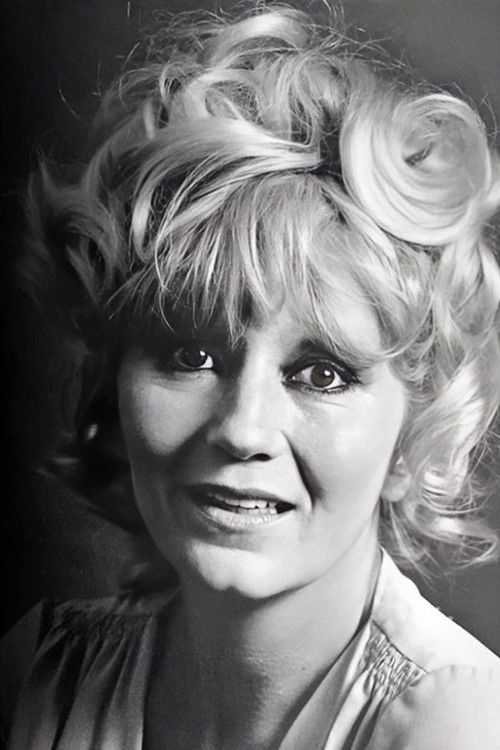 Elsa Berenguer as Madre de Ramiro